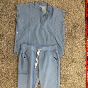 Figs scrub set denim blue top is small bottom is medium worn 1x